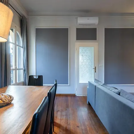 Appartement Indipendenza Loft Center